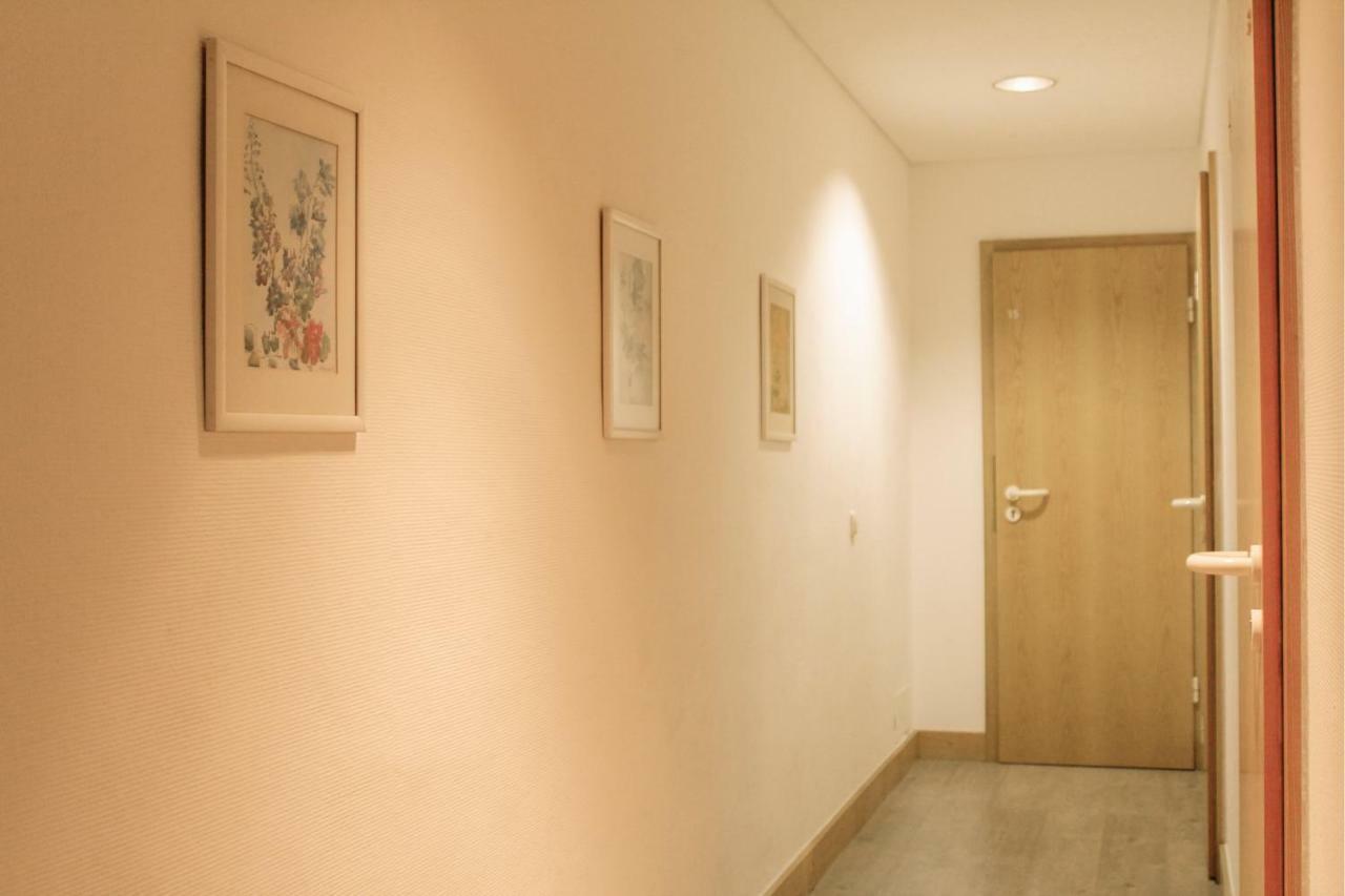 Hotel Moon Dusseldorf Ngoại thất bức ảnh